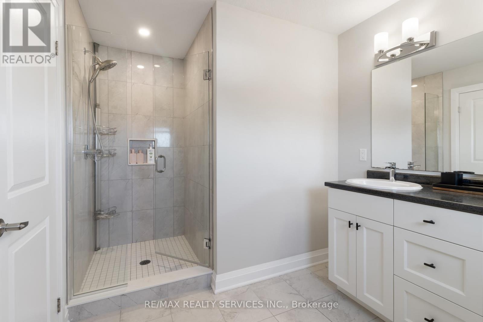 7 - 118 Simmonds Drive, Guelph, Ontario  N1E 0S3 - Photo 30 - X12851932