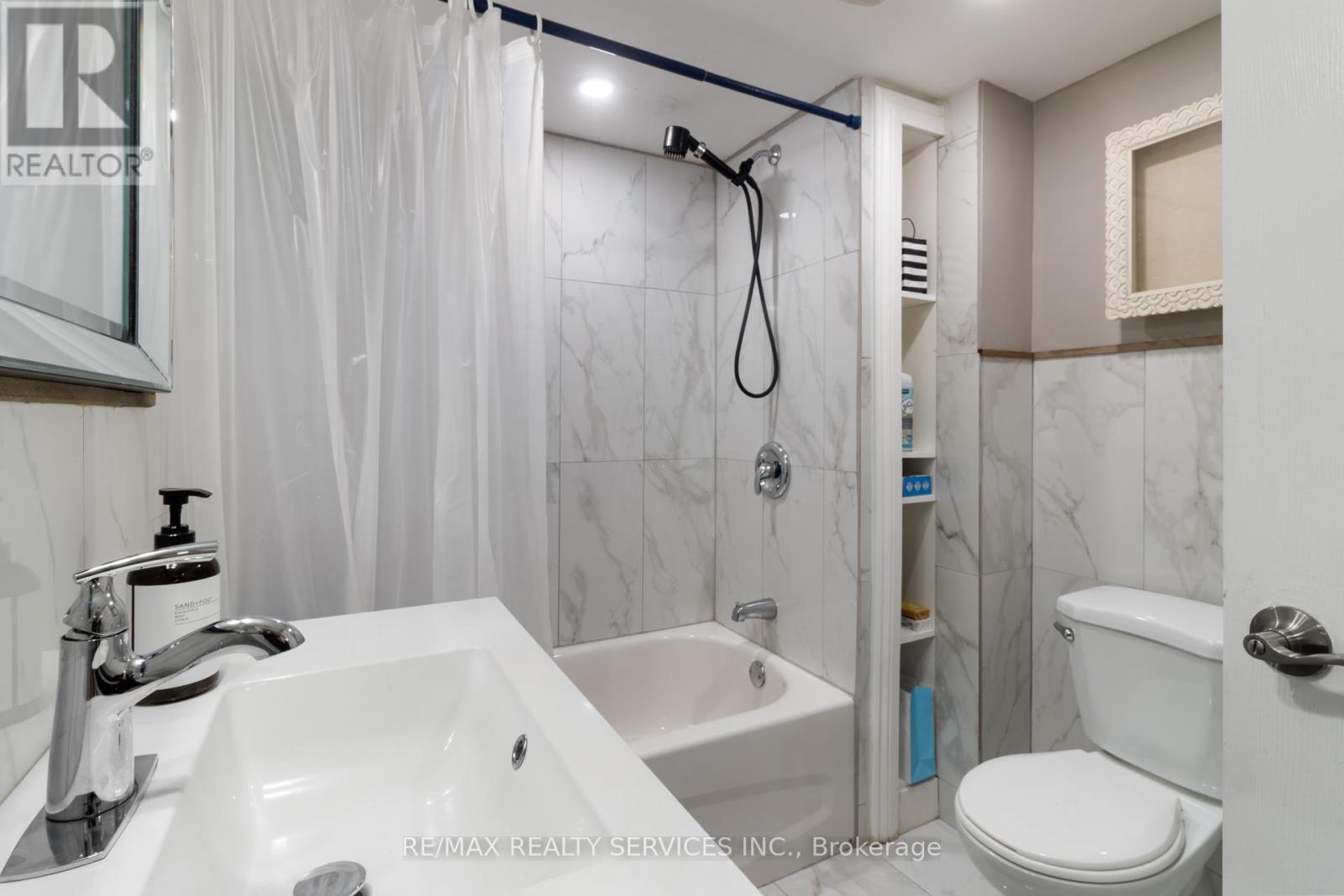 7 - 118 Simmonds Drive, Guelph, Ontario  N1E 0S3 - Photo 33 - X12851932