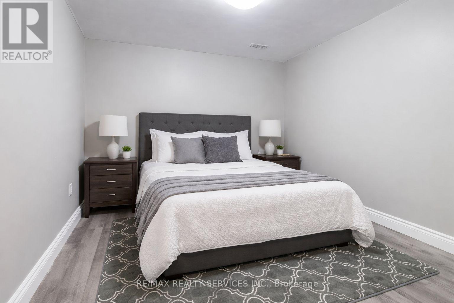 7 - 118 Simmonds Drive, Guelph, Ontario  N1E 0S3 - Photo 36 - X12851932