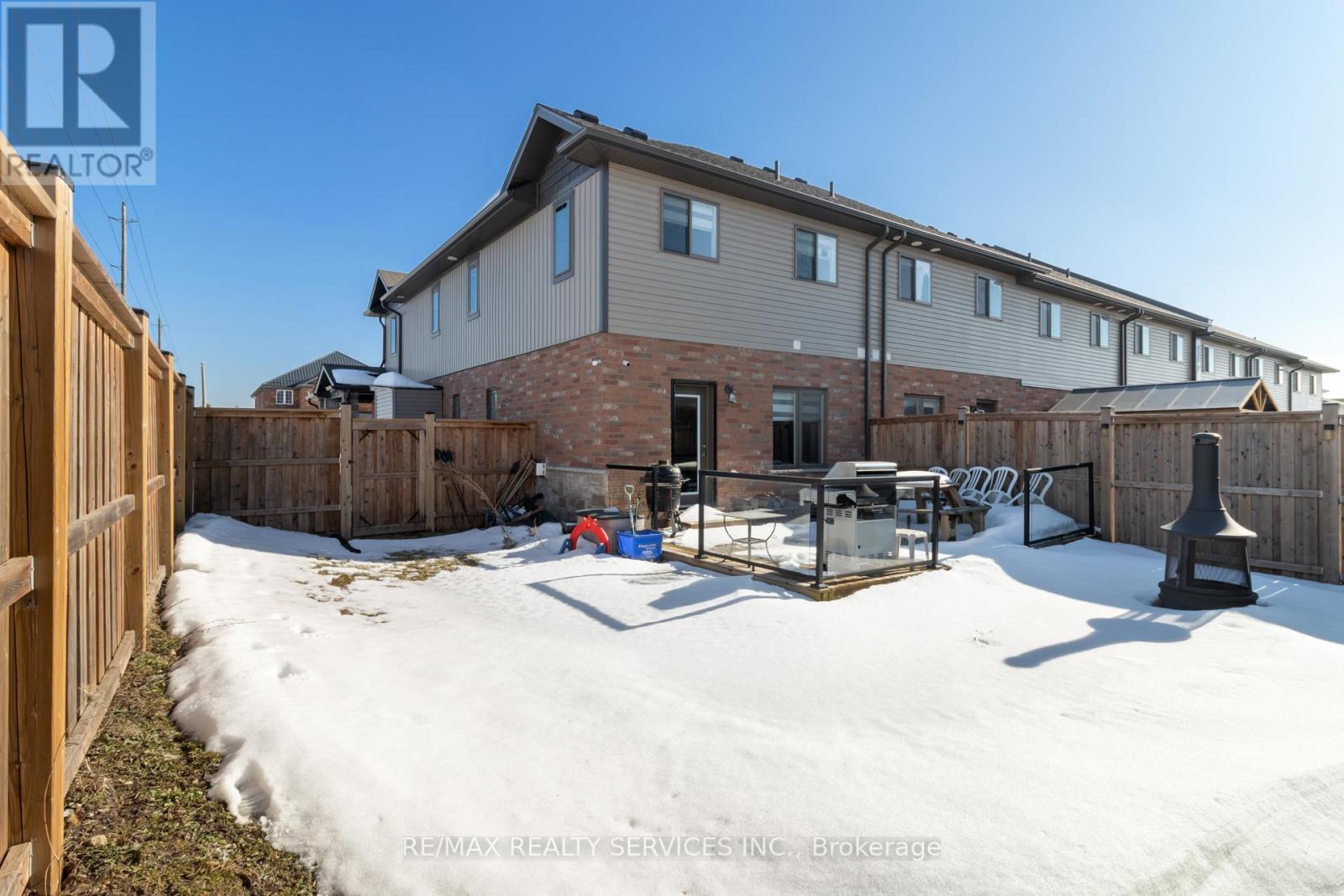 7 - 118 Simmonds Drive, Guelph, Ontario  N1E 0S3 - Photo 46 - X12851932