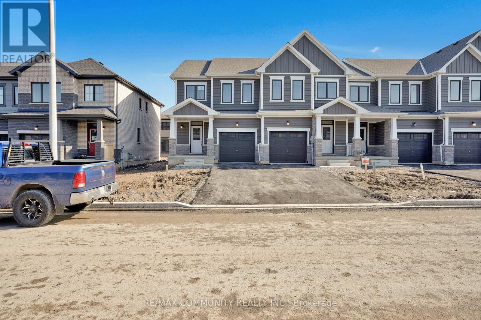 42 SUN HAVEN LANE, Thorold, Ontario