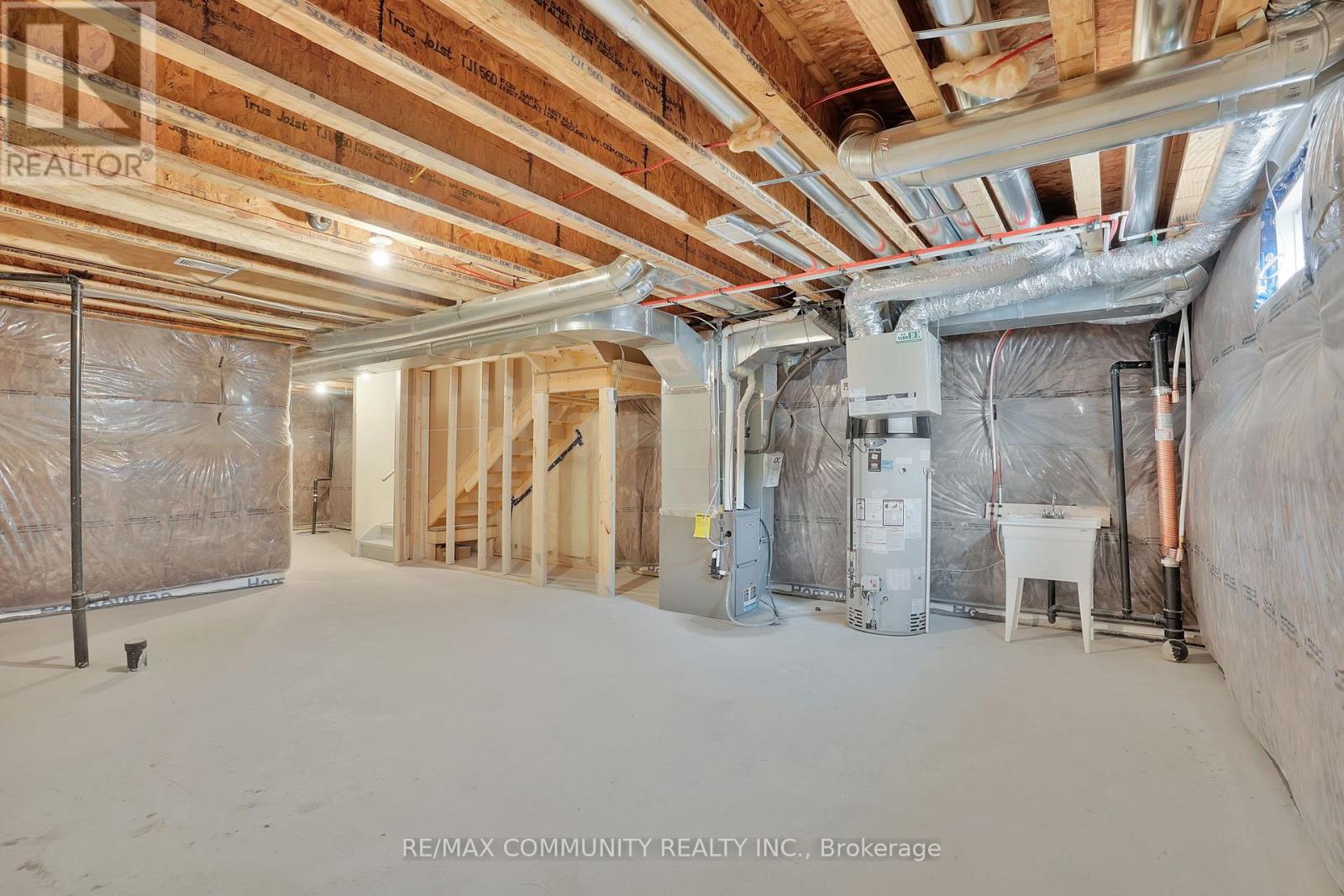 42 Sun Haven Lane, Thorold, Ontario  L2V 0K7 - Photo 36 - X12851970