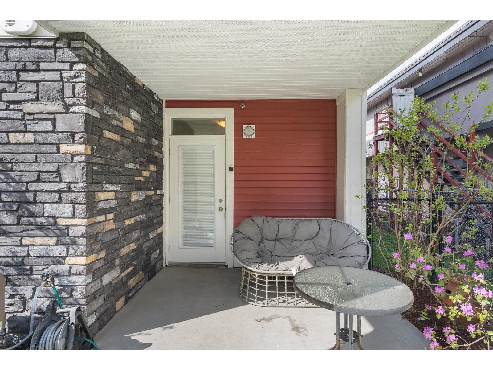 23 46570 Macken Avenue, Chilliwack Proper East, Chilliwack, British Columbia  V2P 0G2 - Photo 12 - R3088500