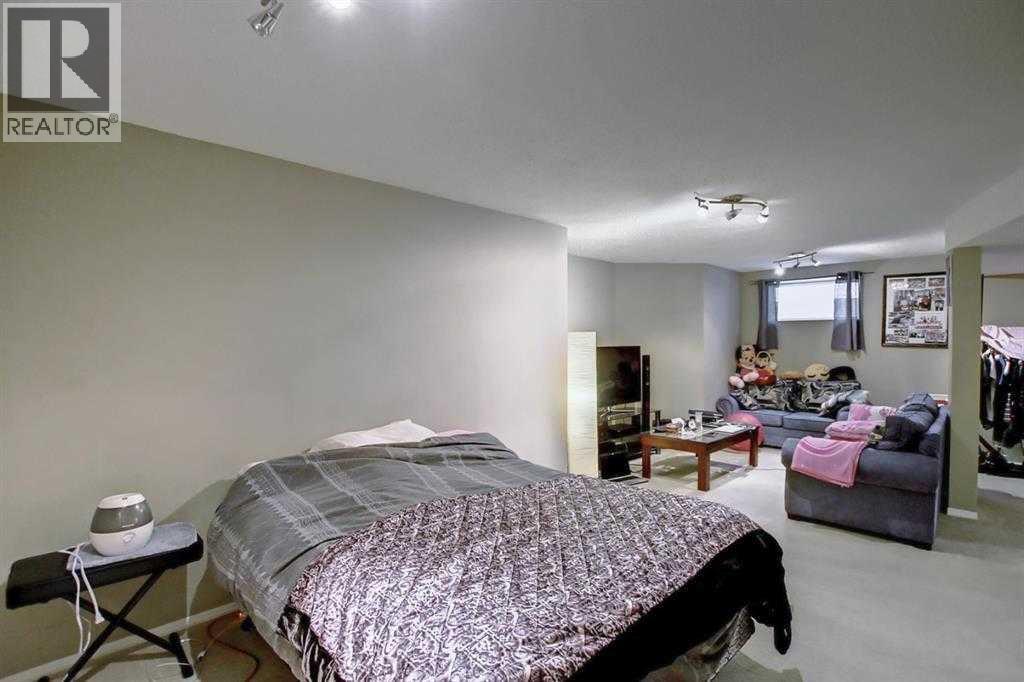 10661 Hidden Valley Drive Nw, Calgary, Alberta  T3A 5V3 - Photo 19 - A2286648