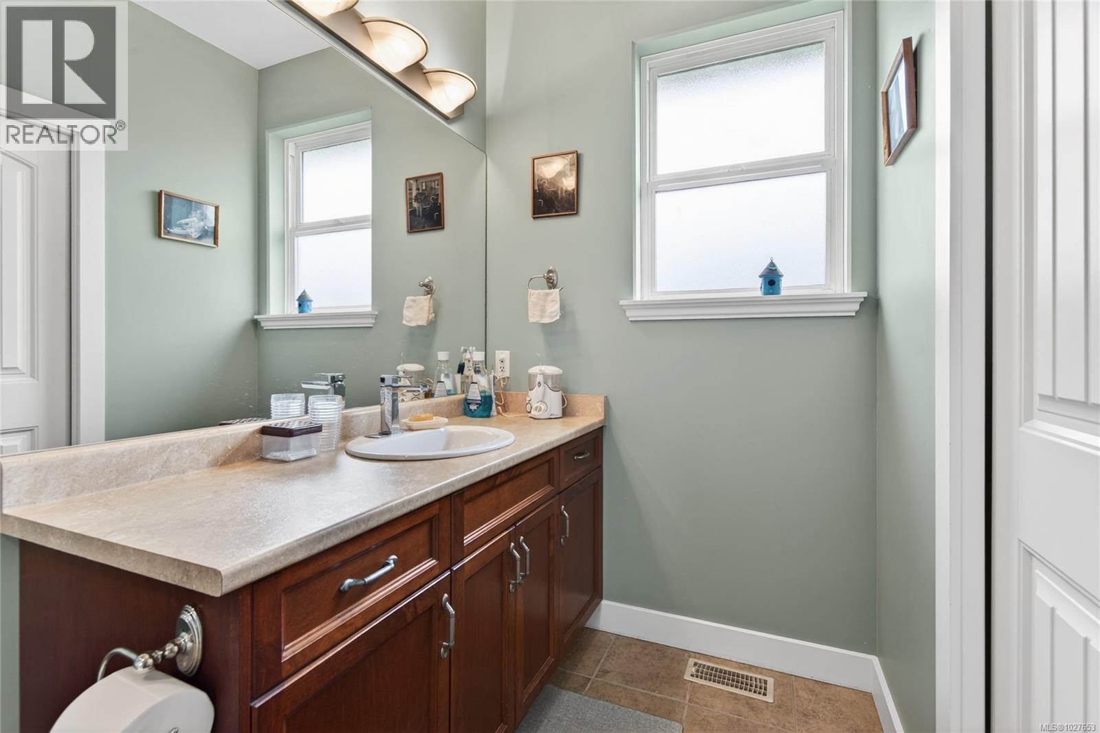 1 346 Erickson Rd, Campbell River, British Columbia  V9W 1S7 - Photo 12 - 1027653