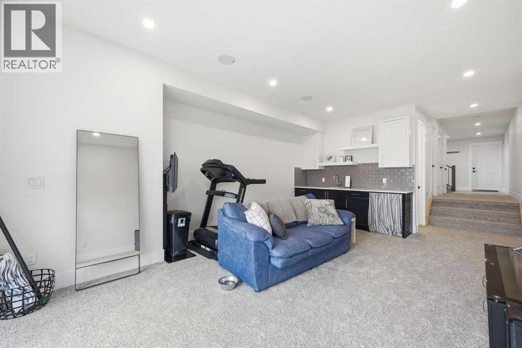 4124 Stanley Road Sw, Calgary, Alberta  T2S 2P4 - Photo 5 - A2291061