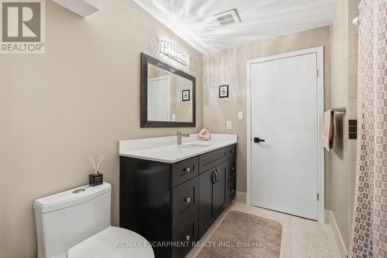 2123 Kawartha Crescent, Mississauga, Ontario  L5H 3P8 - Photo 39 - W12850012