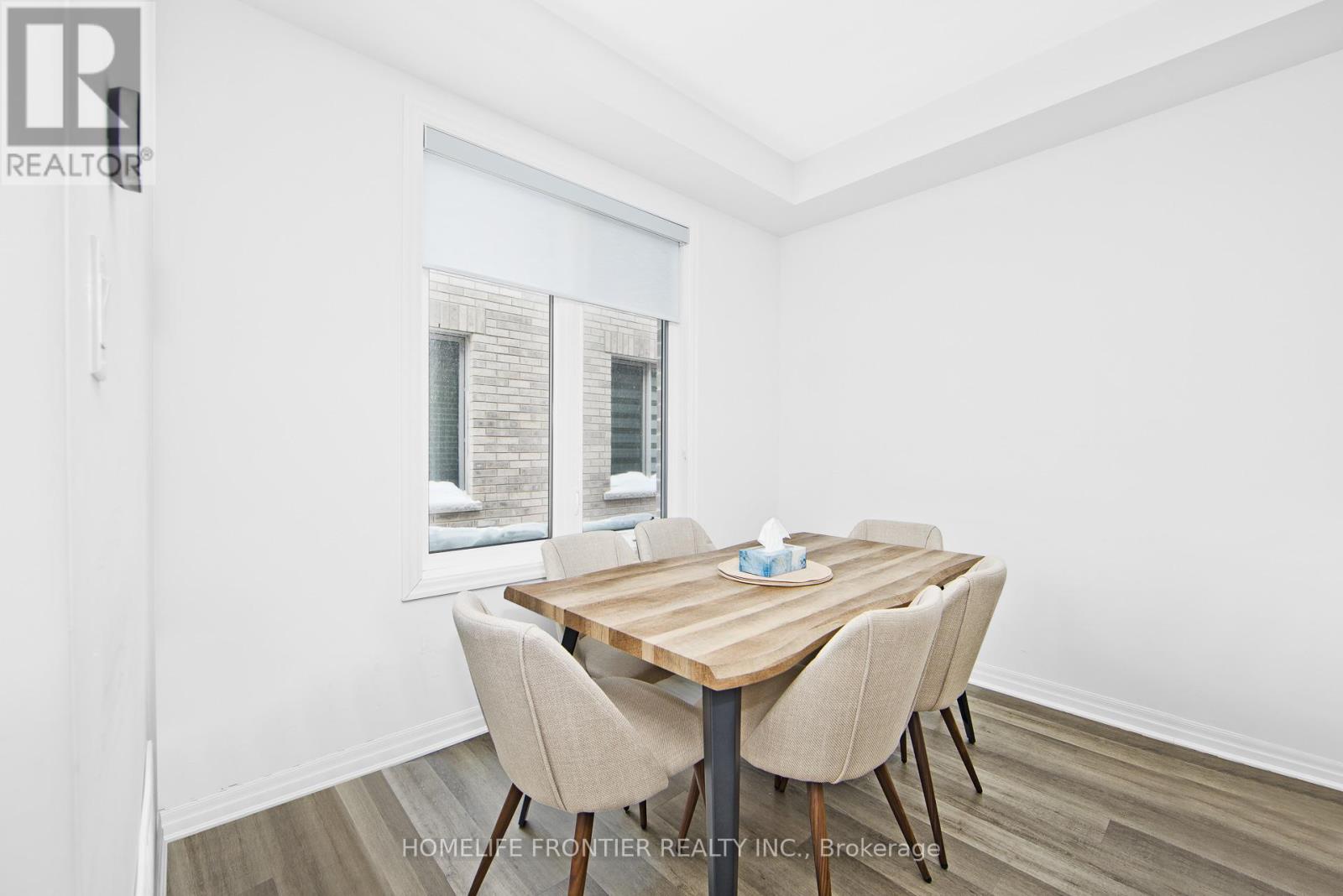 1891 Thames Circle, Milton (Bw Bowes), Ontario  L9E 1Y9 - Photo 5 - W12851002