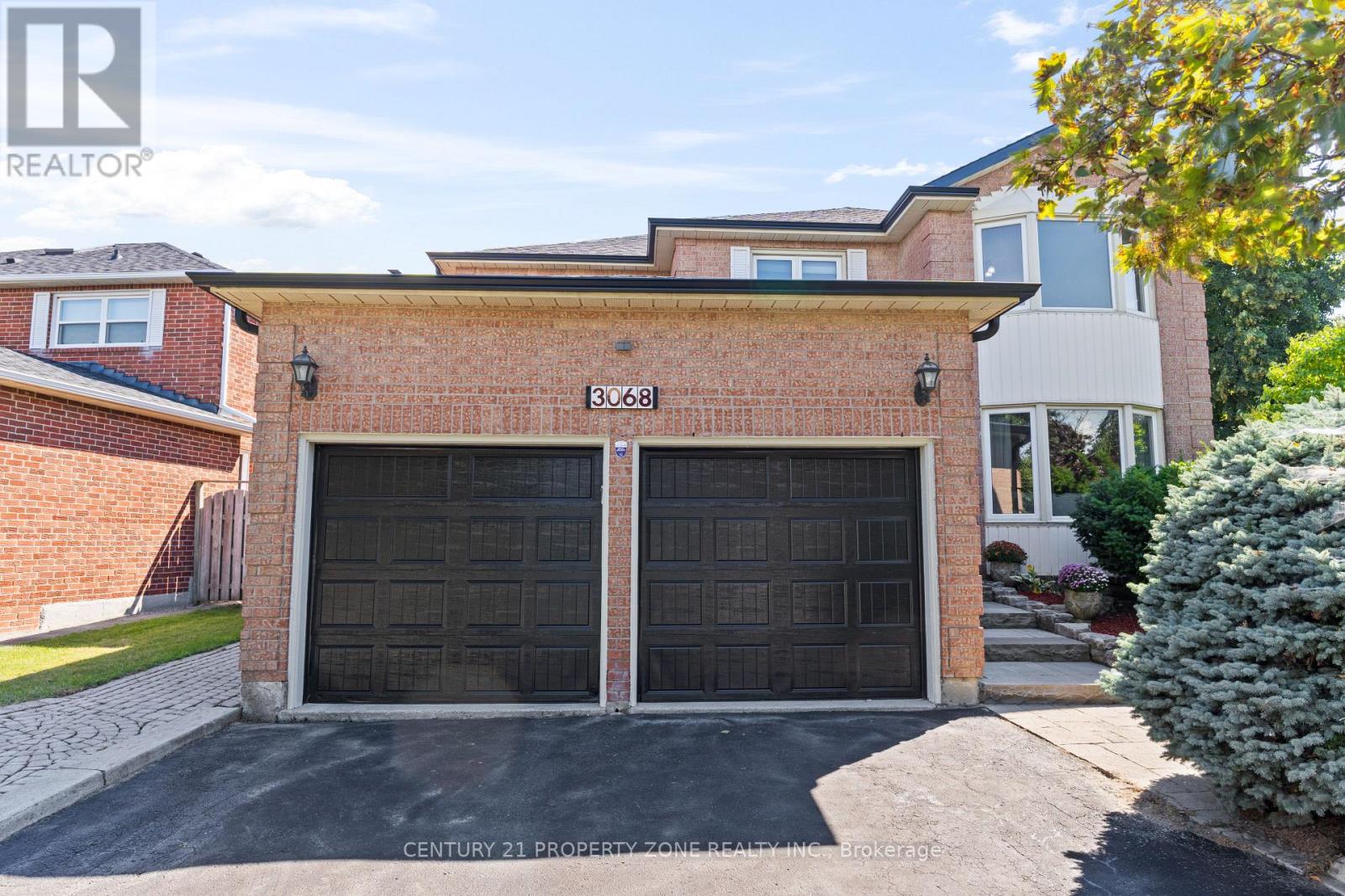 3068 Prentiss Road, Mississauga, Ontario  L5L 3W6 - Photo 3 - W12851134