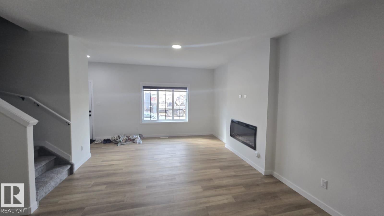 #mainfloor 336 Munn Way, Leduc, Alberta  T9E 0S9 - Photo 5 - E4476141