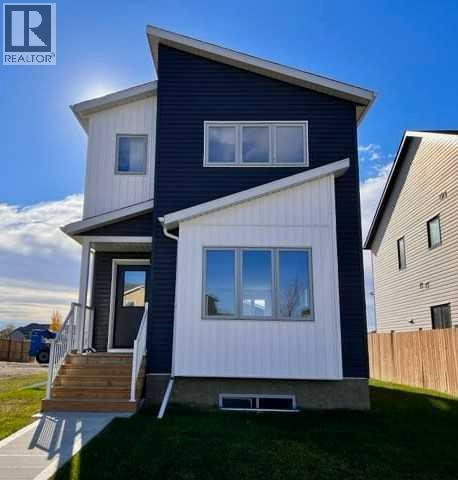 2713 11 Avenue, Wainwright, Alberta