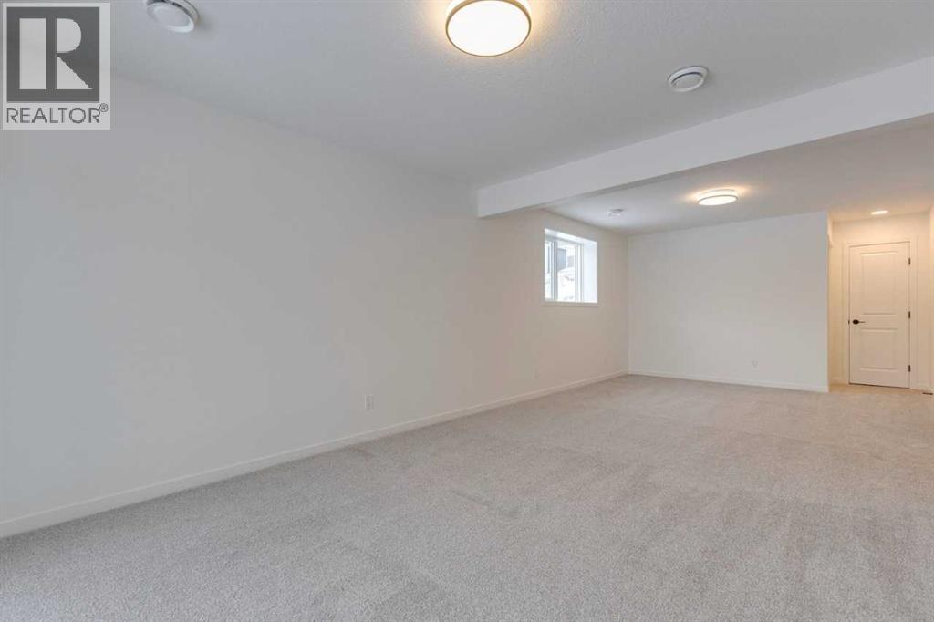 1402 Bayview Crescent Sw, Airdrie, Alberta  T4B 5N9 - Photo 33 - A2275452