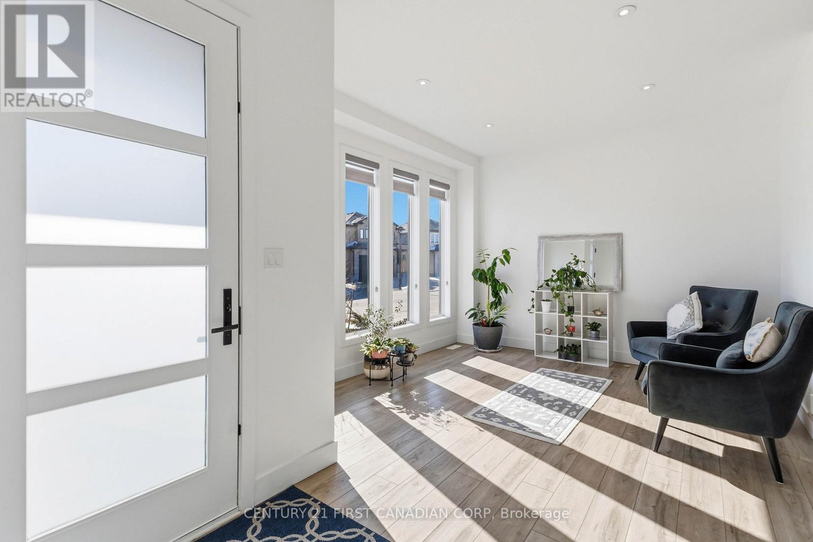 1647 Applerock Avenue, London North, Ontario  N6G 0X6 - Photo 4 - X12852032