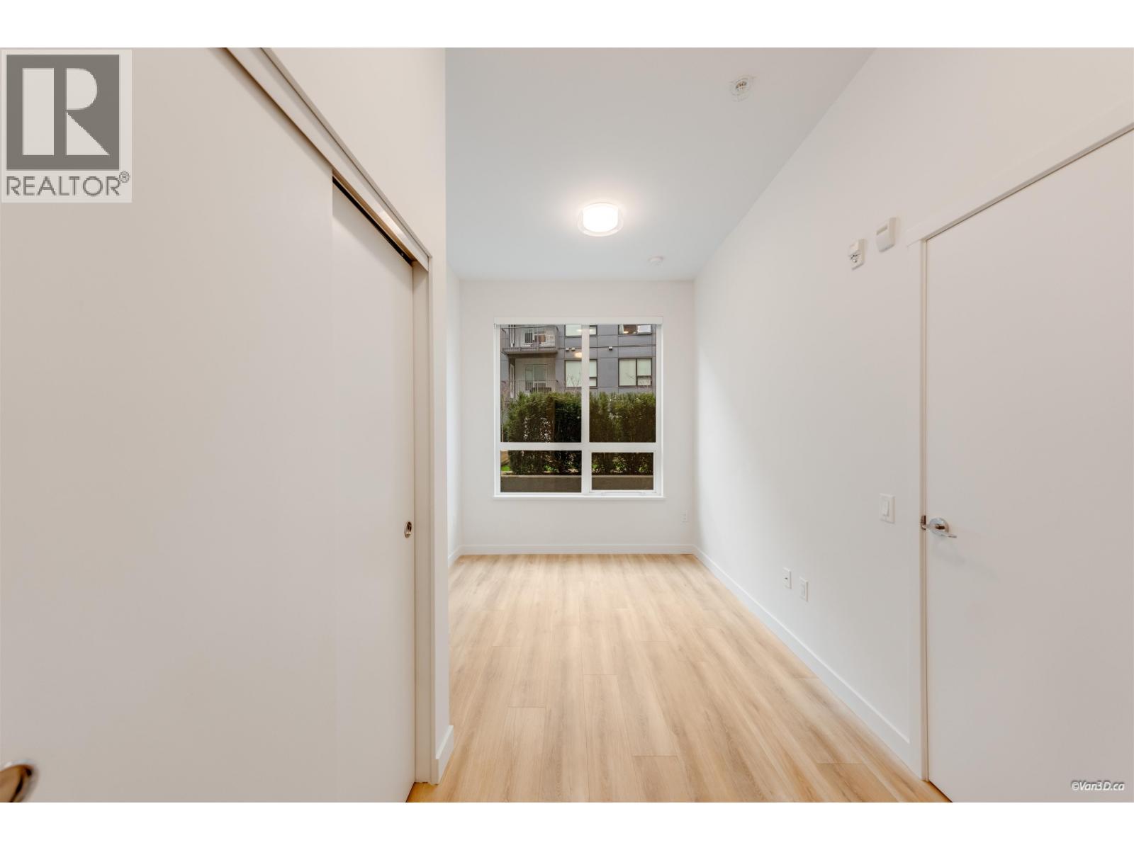 102 645 Como Lake Avenue, Coquitlam, British Columbia  V3J 0N9 - Photo 11 - R3096784