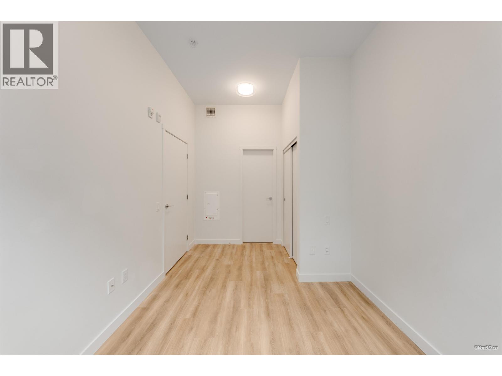 102 645 Como Lake Avenue, Coquitlam, British Columbia  V3J 0N9 - Photo 17 - R3096784