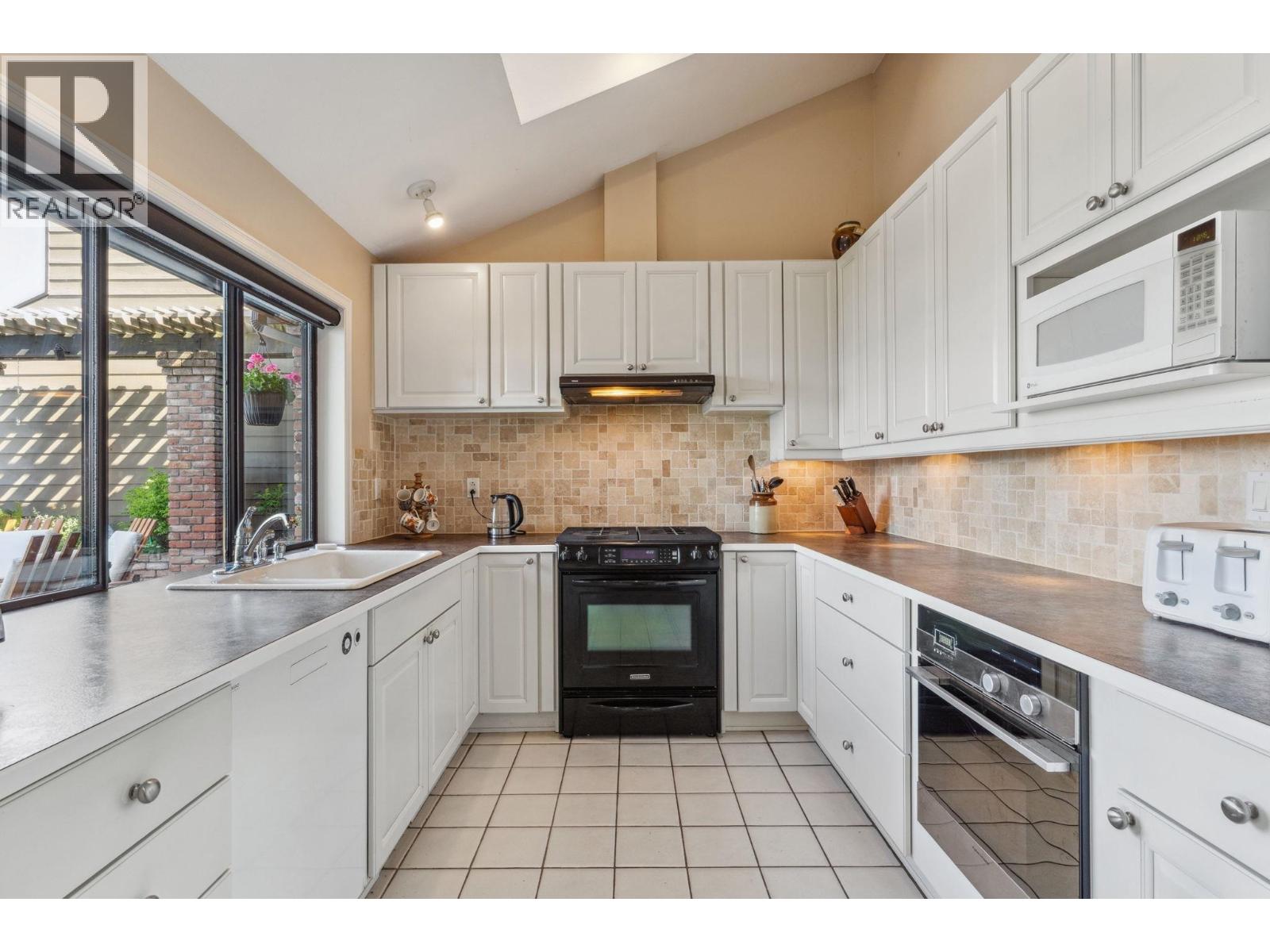 5207 Aspen Drive, West Vancouver, British Columbia  V7W 2Z7 - Photo 12 - R3096786