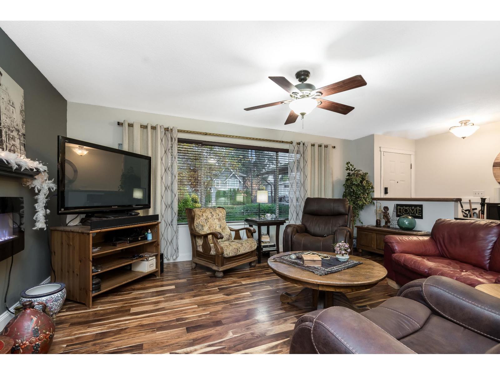 32306 Marshall Road, Abbotsford, British Columbia  V2T 1A4 - Photo 10 - R3096242