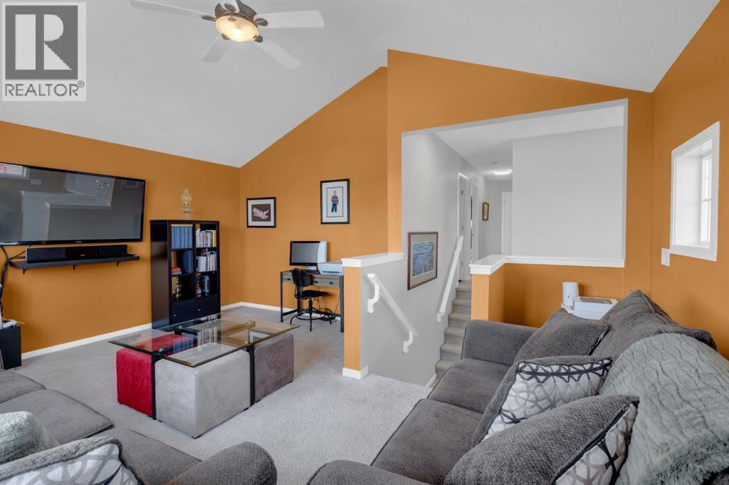 429 River Heights Drive, Cochrane, Alberta  T4C 0J3 - Photo 16 - A2290010