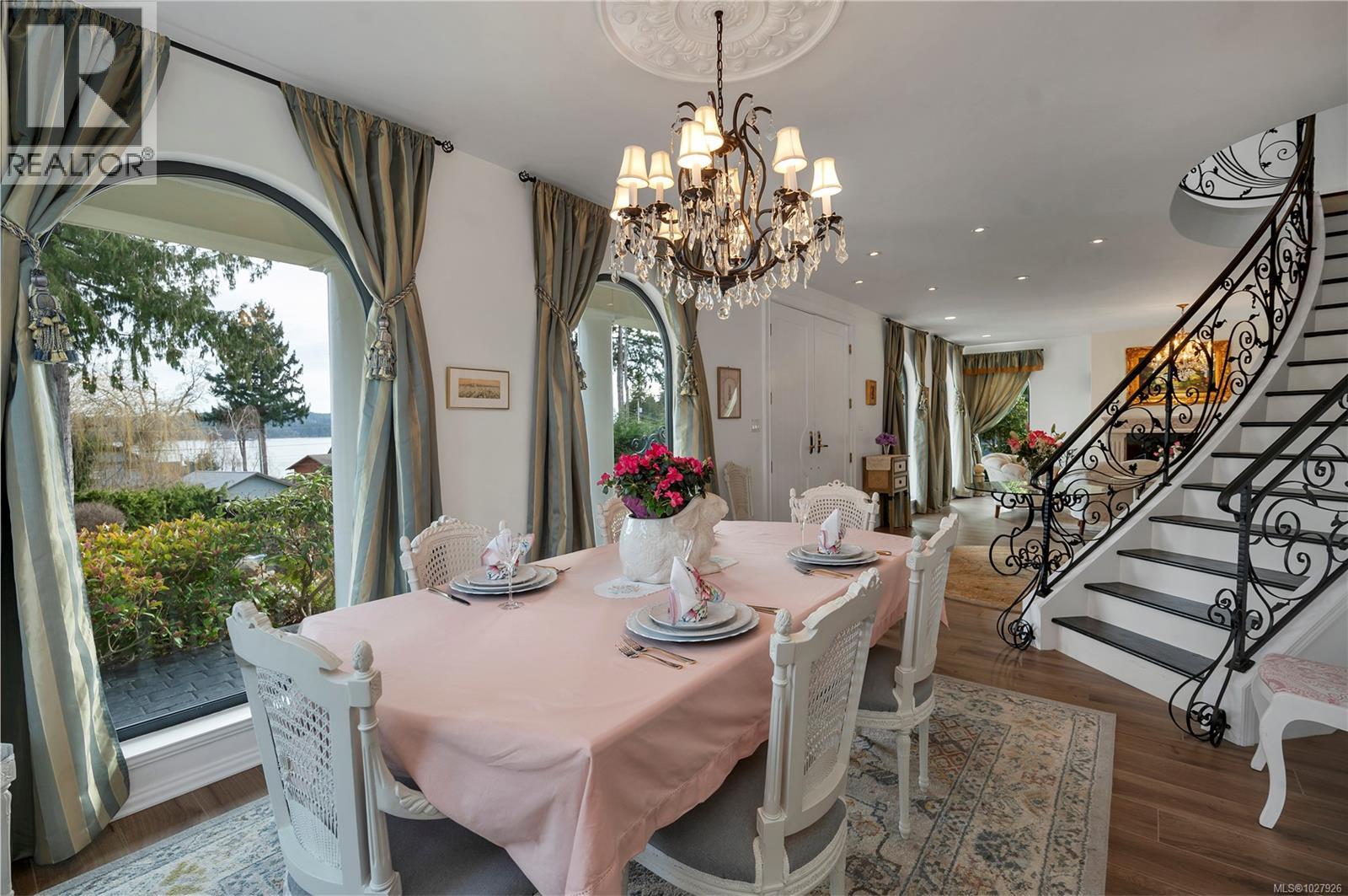 5909 Garvin Rd, Union Bay, British Columbia  V0R 1B0 - Photo 2 - 1027926