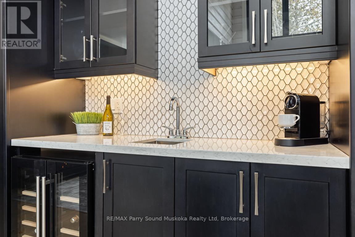 54 Lake Ridge Road, Seguin, Ontario  P0C 1J0 - Photo 18 - X12851026