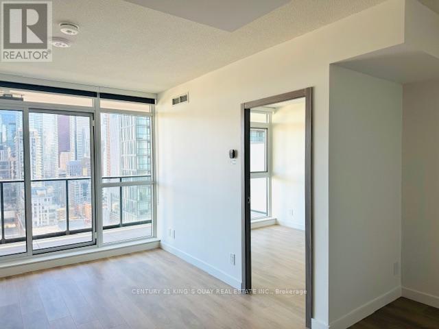 3002 - 38 Widmer Street, Toronto (Waterfront Communities), Ontario  M5V 2E9 - Photo 14 - C12851998