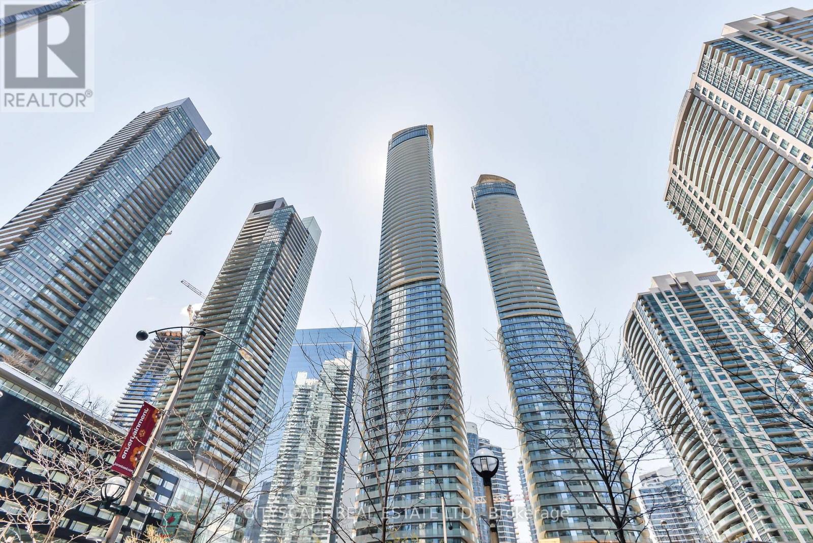 4209 - 12 York Street, Toronto (Waterfront Communities), Ontario  M5J 0A9 - Photo 2 - C12852072