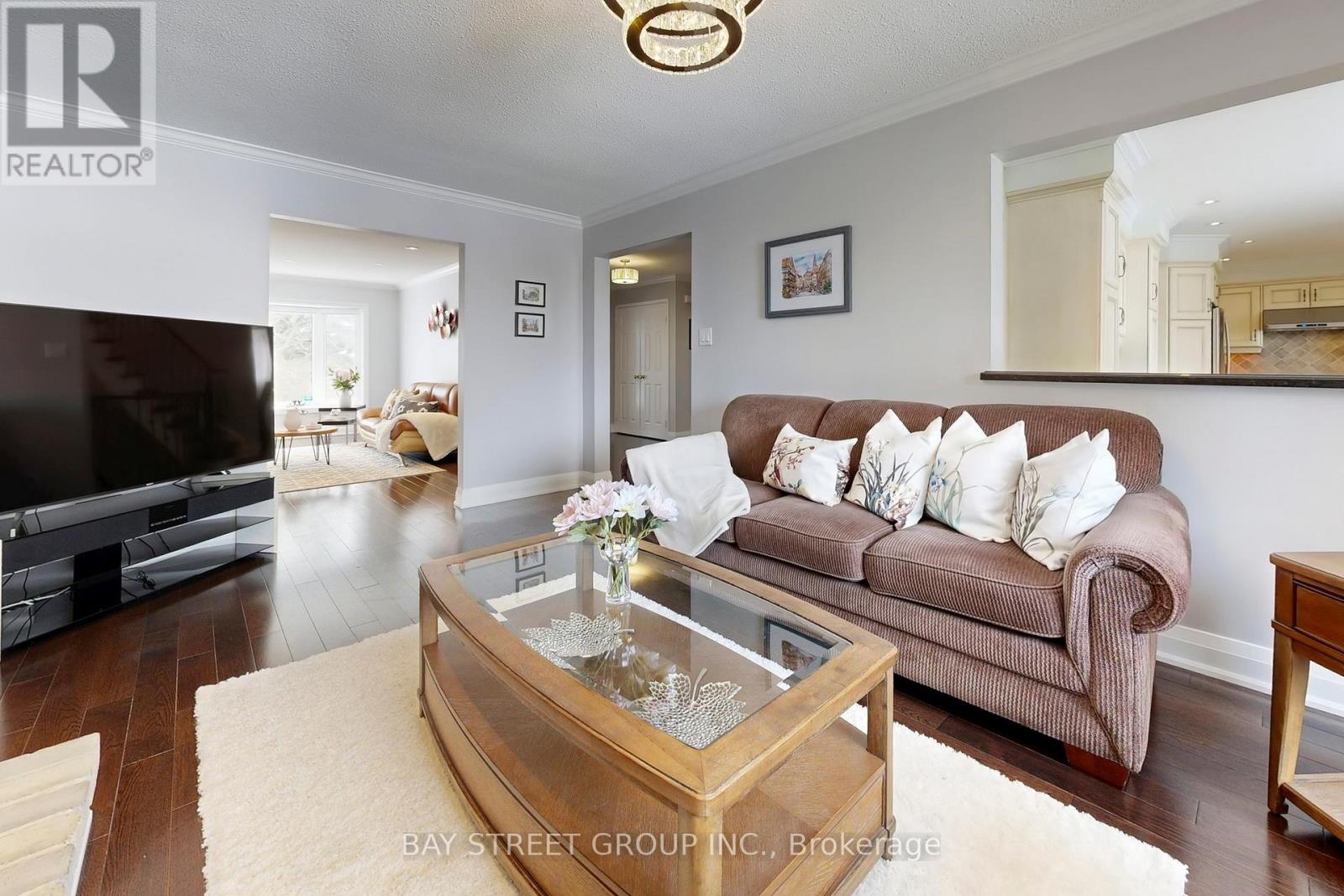 535 Malvern Crescent, Newmarket, Ontario  L3Y 7L7 - Photo 12 - N12851996