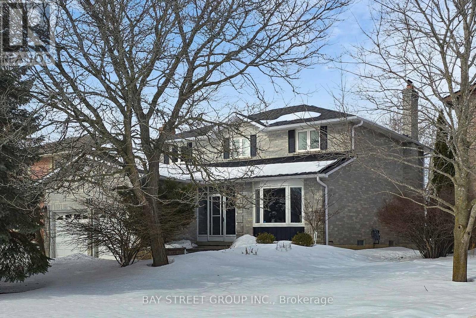 535 Malvern Crescent, Newmarket, Ontario  L3Y 7L7 - Photo 2 - N12851996