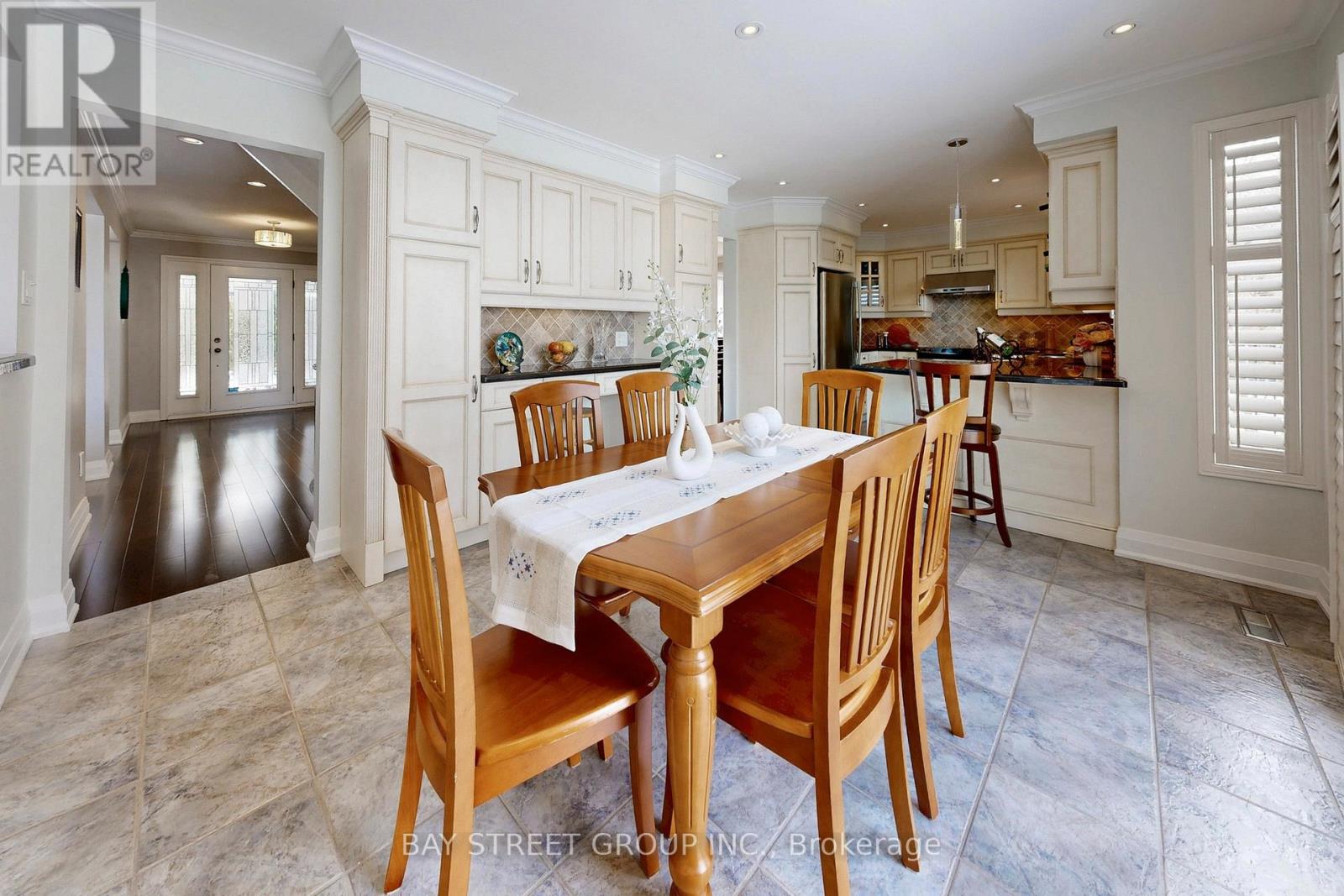 535 Malvern Crescent, Newmarket, Ontario  L3Y 7L7 - Photo 20 - N12851996