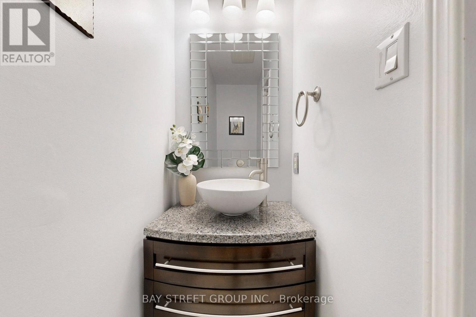 535 Malvern Crescent, Newmarket, Ontario  L3Y 7L7 - Photo 23 - N12851996