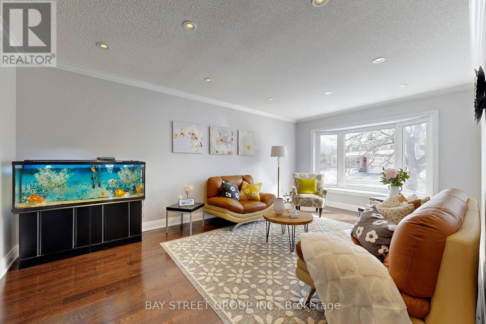 535 Malvern Crescent, Newmarket, Ontario  L3Y 7L7 - Photo 8 - N12851996