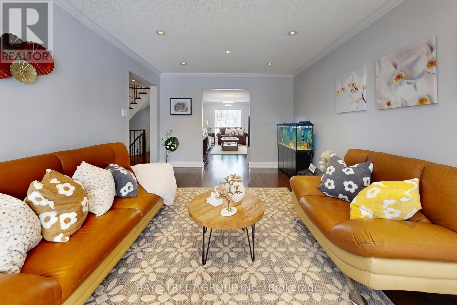 535 Malvern Crescent, Newmarket, Ontario  L3Y 7L7 - Photo 9 - N12851996