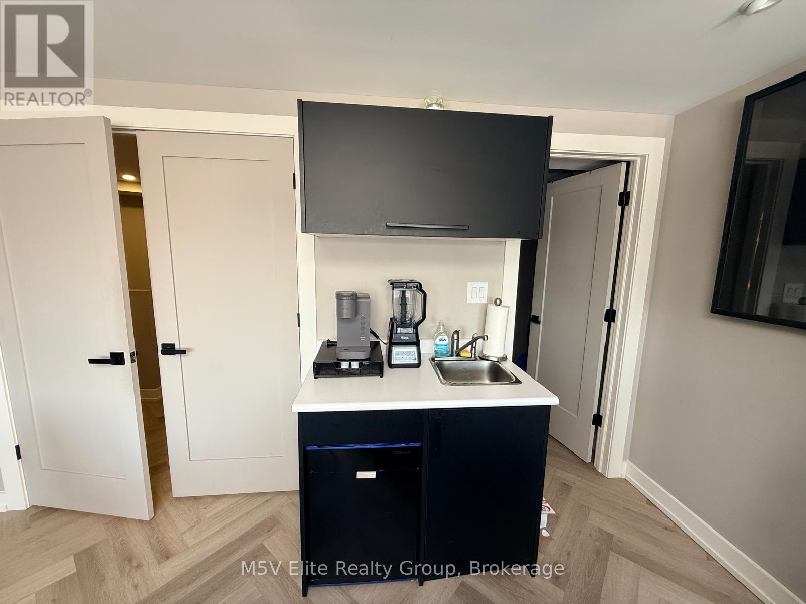 15 - 250 Regina Road, Vaughan, Ontario  L4L 8N2 - Photo 11 - N12852028