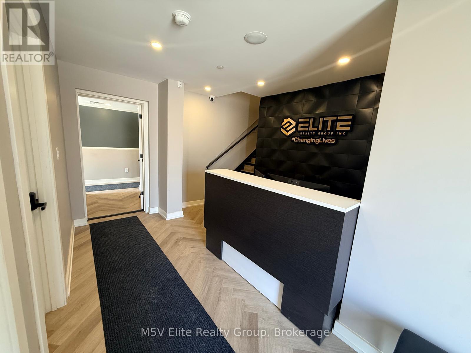 15 - 250 Regina Road, Vaughan, Ontario  L4L 8N2 - Photo 5 - N12852028