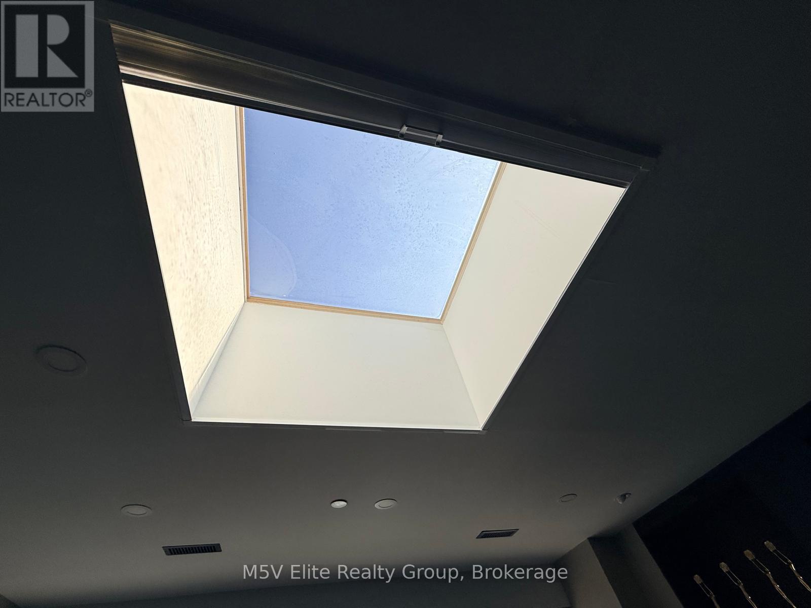 15 - 250 Regina Road, Vaughan, Ontario  L4L 8N2 - Photo 8 - N12852028