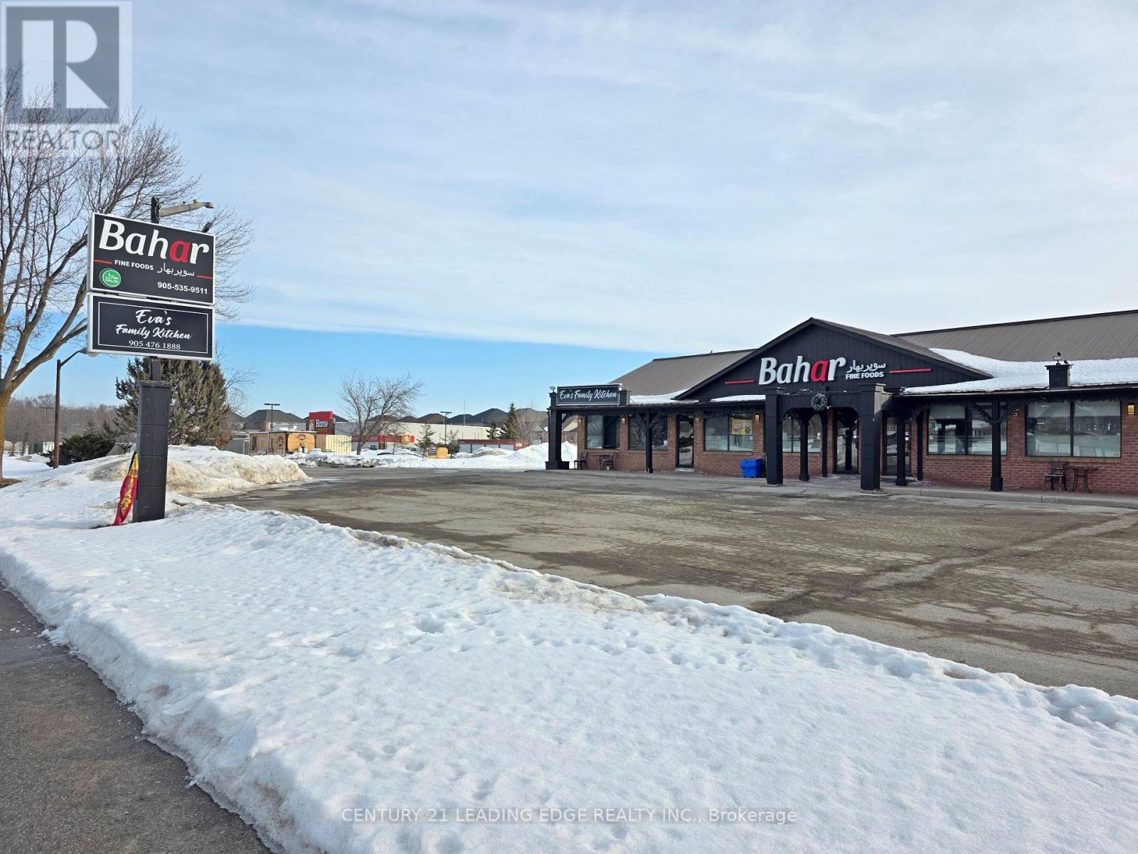 591 THE QUEENSWAY SOUTH, Georgina, Ontario