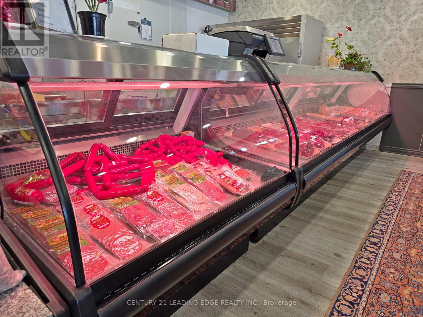 591 The Queensway South, Georgina, Ontario  L4P 2G3 - Photo 12 - N12852036