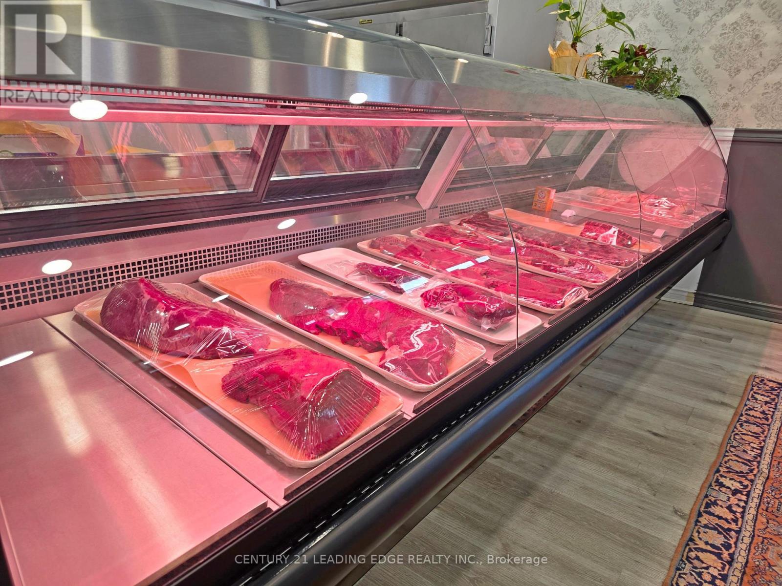 591 The Queensway South, Georgina, Ontario  L4P 2G3 - Photo 13 - N12852036