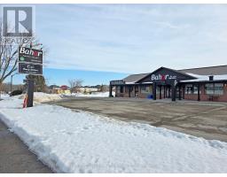 591 THE QUEENSWAY SOUTH, Georgina, Ontario