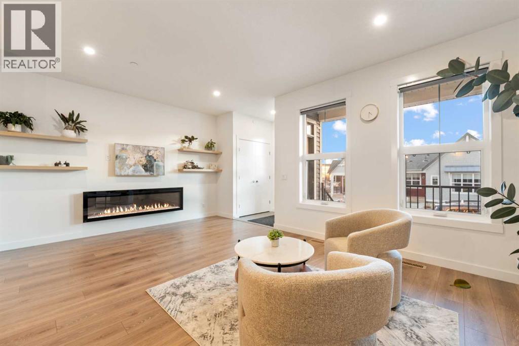 244 Lucas Avenue Nw, Calgary, Alberta  T3P 1N3 - Photo 3 - A2281268