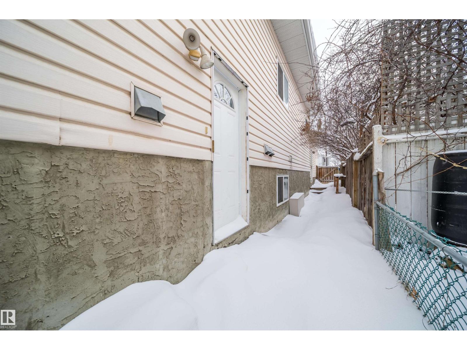 12041/43 67 St Nw Nw, Edmonton, Alberta  T5B 1M4 - Photo 3 - E4475906