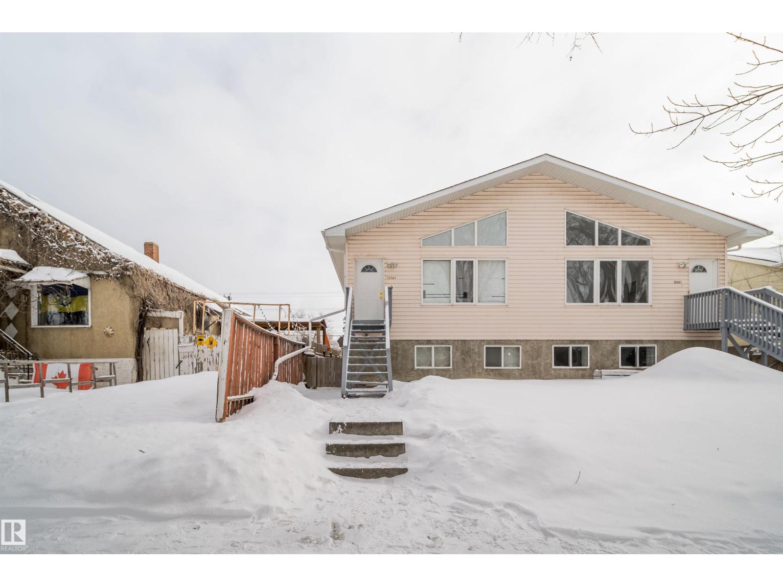 12041/43 67 St Nw Nw, Edmonton, Alberta  T5B 1M4 - Photo 2 - E4475906