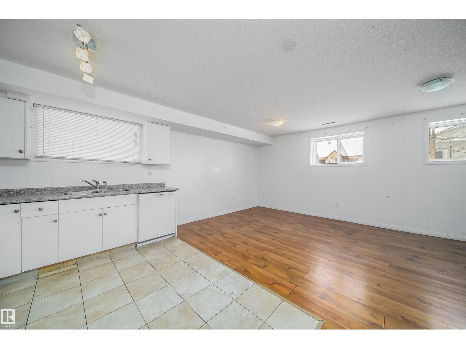 12041/43 67 St Nw Nw, Edmonton, Alberta  T5B 1M4 - Photo 33 - E4475906