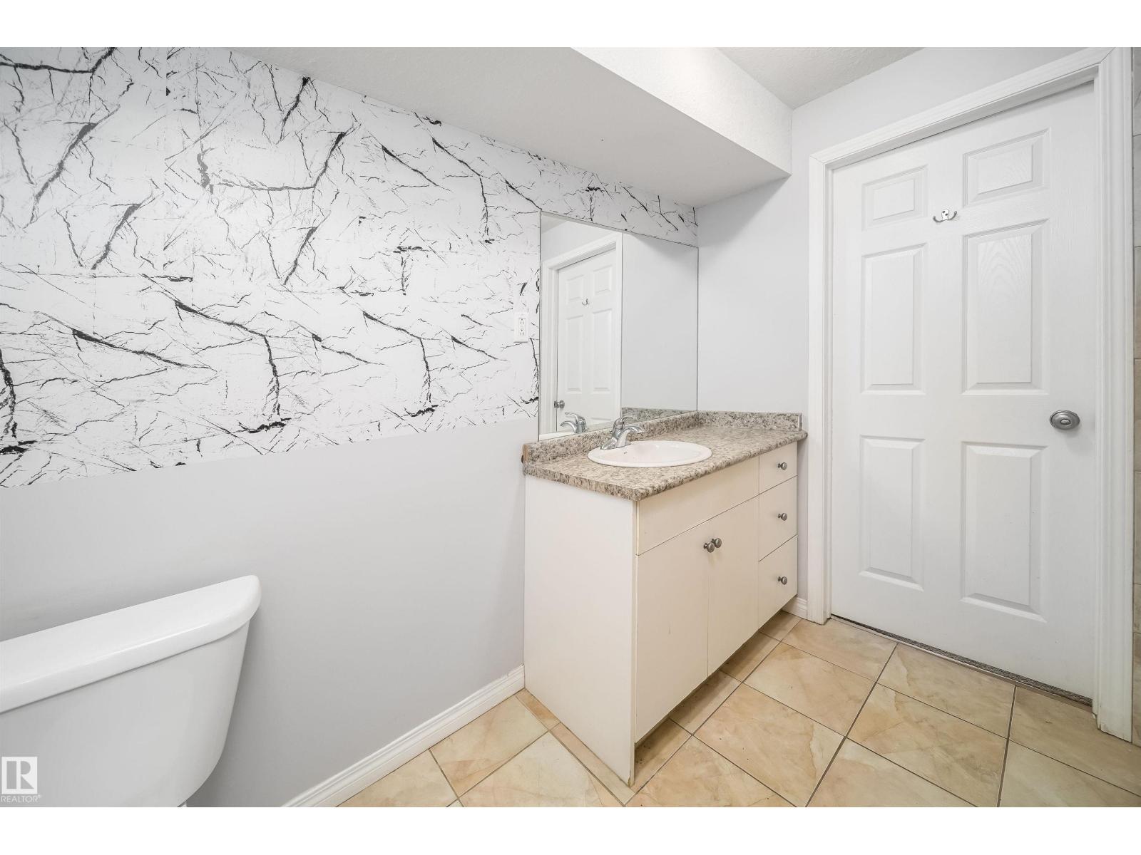 12041/43 67 St Nw Nw, Edmonton, Alberta  T5B 1M4 - Photo 36 - E4475906