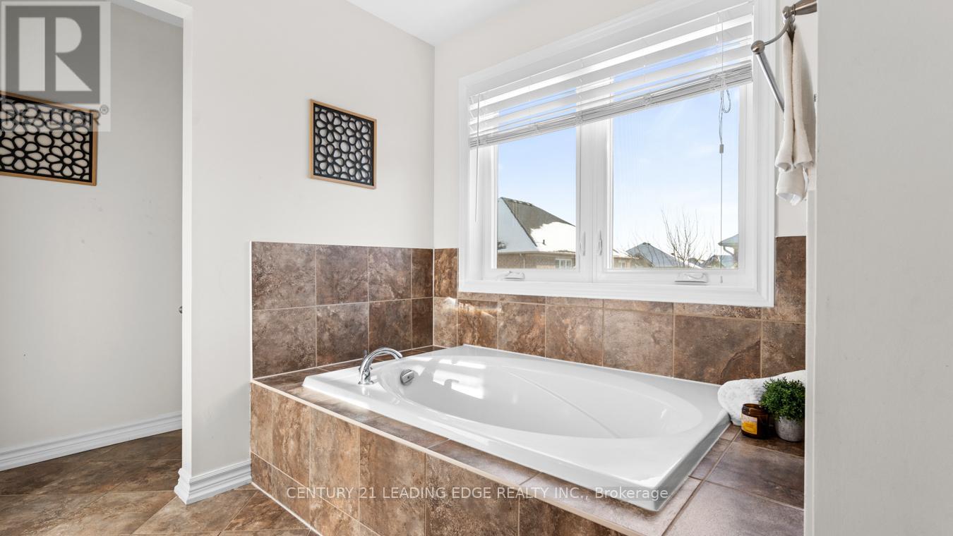 657 Brothers Crescent, Milton, Ontario  L9T 0A6 - Photo 28 - W12852008