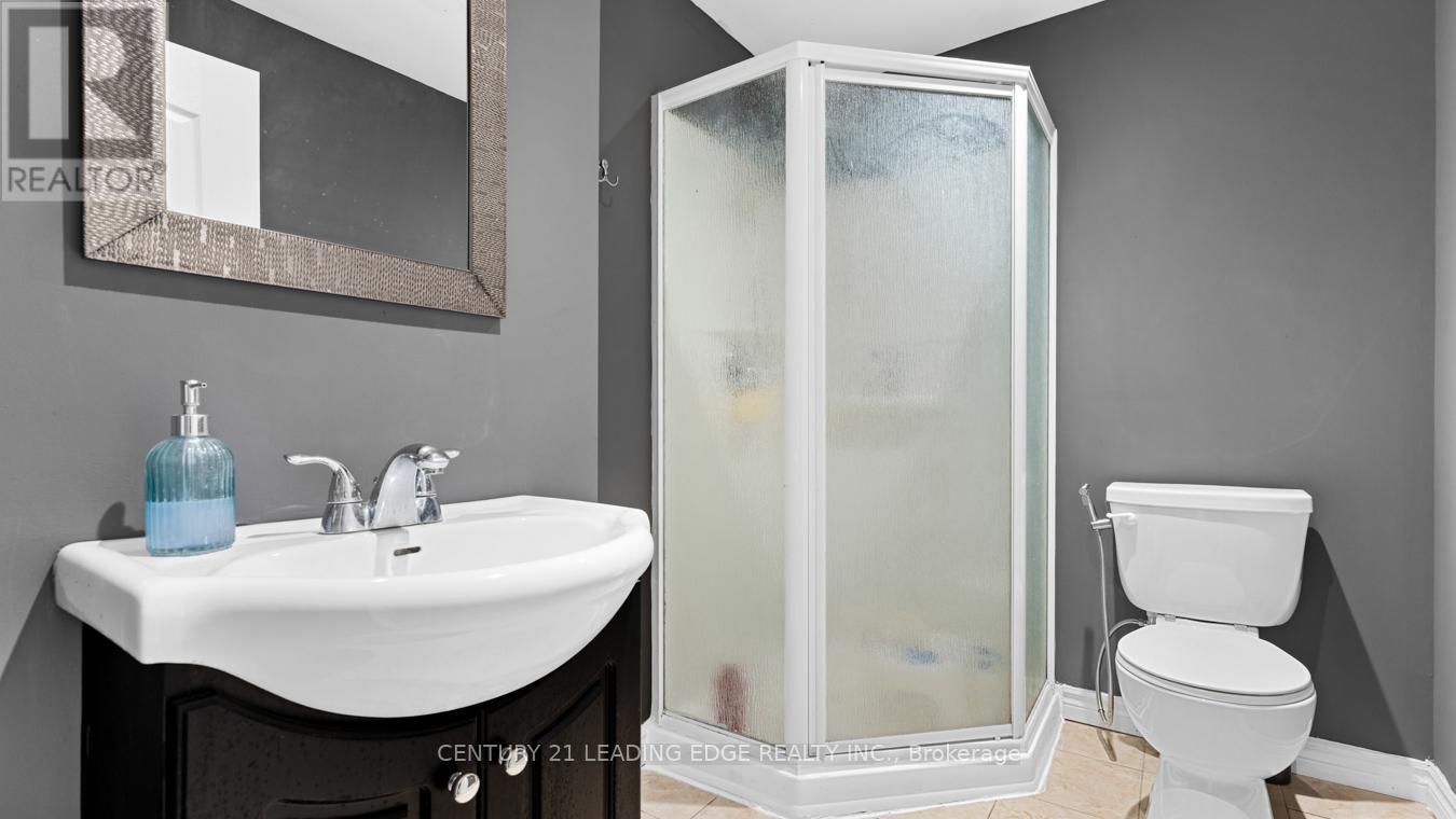 657 Brothers Crescent, Milton, Ontario  L9T 0A6 - Photo 45 - W12852008