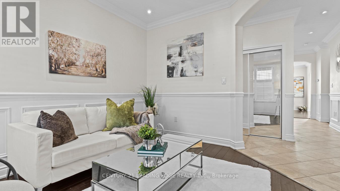 657 Brothers Crescent, Milton, Ontario  L9T 0A6 - Photo 7 - W12852008