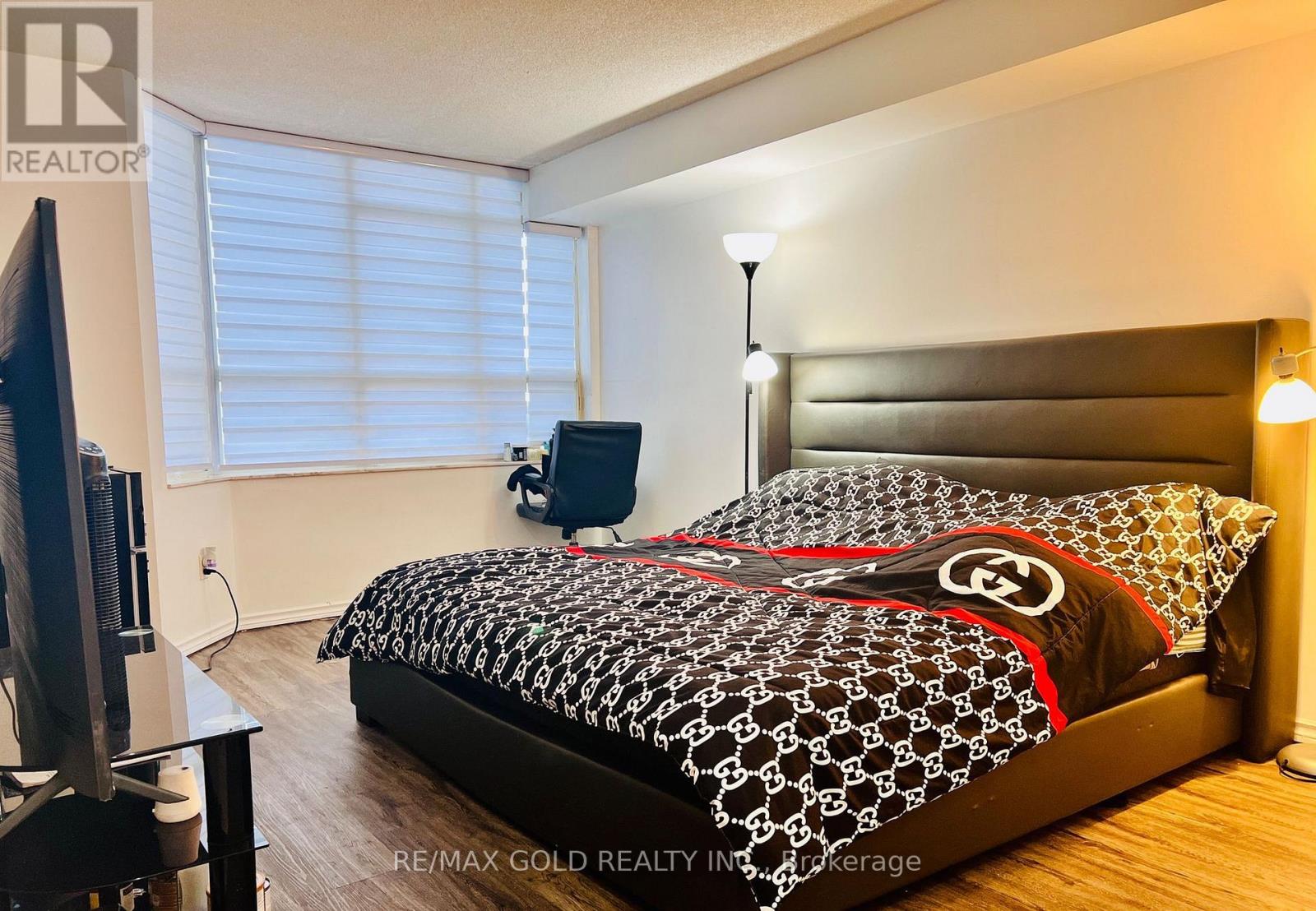 1504 - 10 Malta Avenue, Brampton, Ontario  L6Y 4G6 - Photo 16 - W12852044