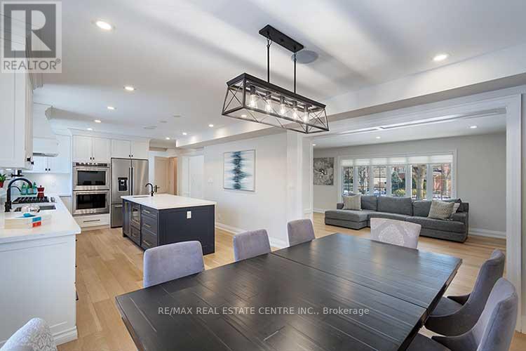 18 Shadetree Crescent, Toronto, Ontario  M9C 1X1 - Photo 12 - W12852048