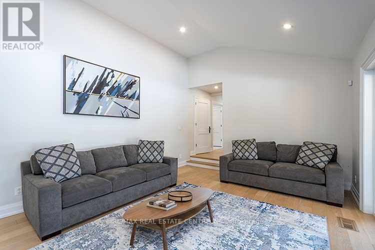 18 Shadetree Crescent, Toronto, Ontario  M9C 1X1 - Photo 18 - W12852048